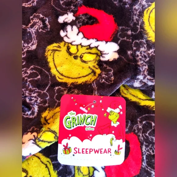 NWT Grinch Super Minky Union Suit w/pockets - Picture 4 of 6